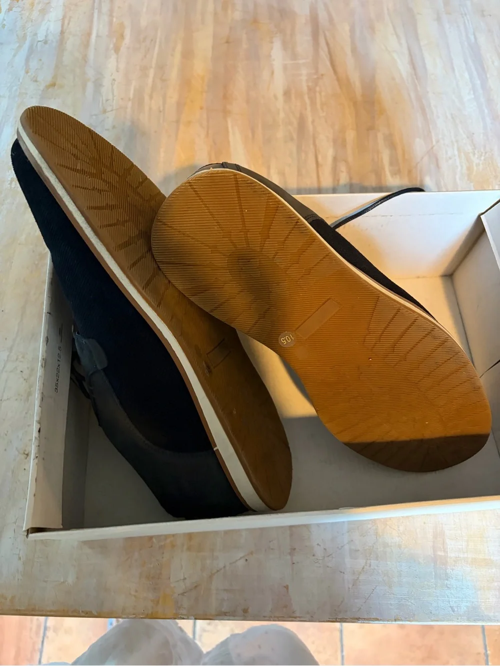 Zanzara worn once